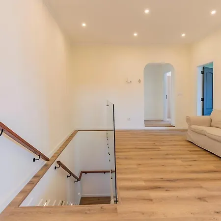 Vivenda Verivitor - Saltwater Pool, Garden, Bbq & Tennis Court Villa *